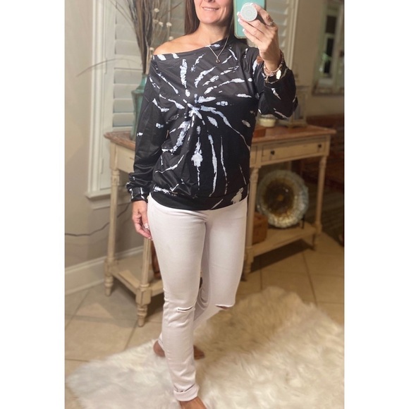 Spiral Tie Dye French Terry Sweatshirt Black 3920 - Picture 4 of 6